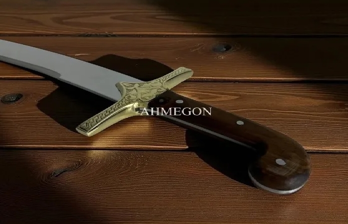 kılıç tasarımlarında el işçiliği ahmegon