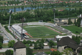 Futbol stadyumu